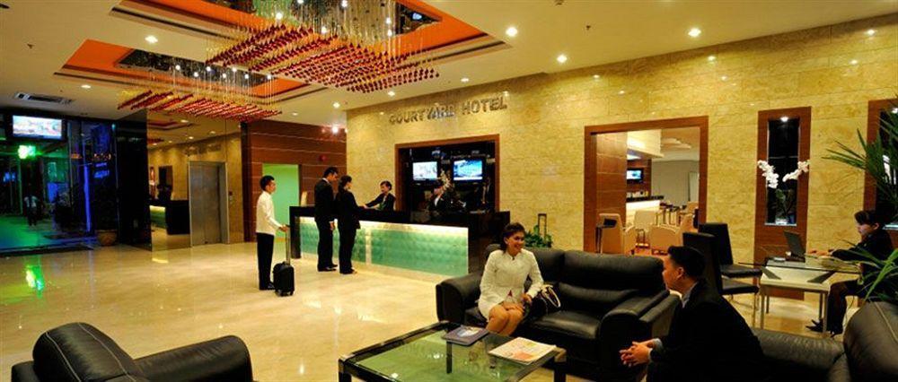 Courtyard 1borneo Hotel